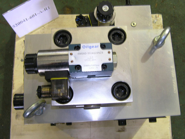 Logic Valves / Manifolds  B1